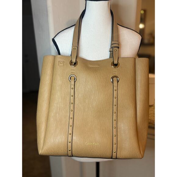 Calvin Klein Large TOTE Cashew Tan Shoulder Bag with Pochette - Picture 4 of 8